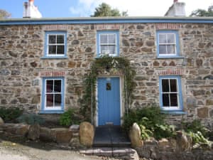 Old Dinas Arms, Lower Town, Fishguard