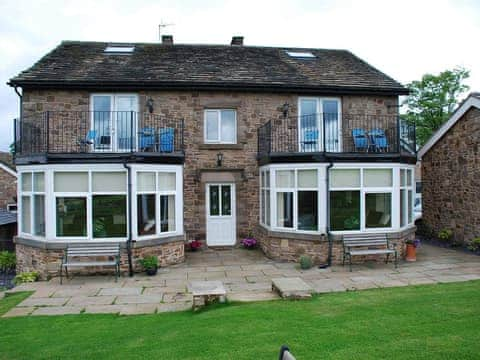 Shallcross Hall Cottages - Toddbrook, Whaley Bridge near Buxton