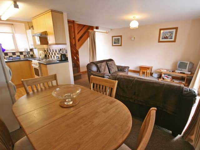 Bluebell Farm Cottages - Farne Cottage, Belford