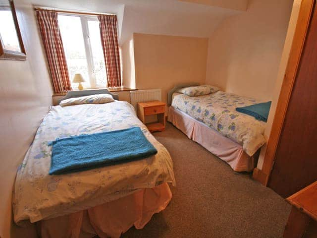 Bluebell Farm Cottages - Farne Cottage, Belford