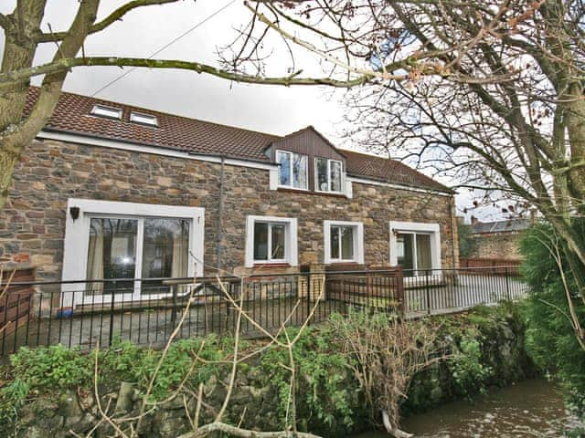 Bluebell Farm Cottages - Lindisfarne Cottage, Belford