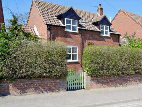 Exterior | Dormouse Cottage, Sea Palling