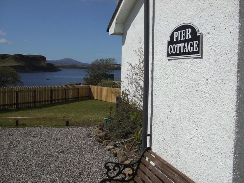 Pier Cottage Ref Cc511045 In Portnalong Isle Of Skye Isle Of