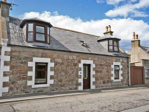 Cowrie Cottage, Portknockie, Banffshire