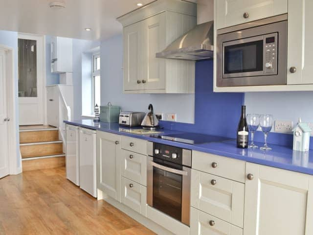 Kitchen | Buckingham Cottage, Ventnor