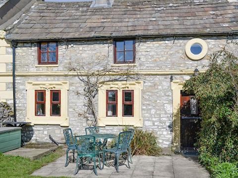 Beautiful holiday home with characterful features | Bellypig Cottage, Bellerby near Leyburn