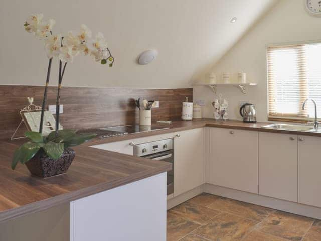 Modern kitchen area | Forest Cottage, Northwold