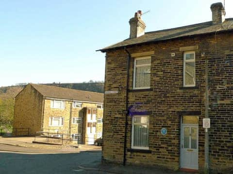 Ted&rsquo;s House, Mytholmroyd near Hebden Bridge