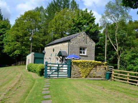 Woodside Cottage, Bewerley near Pateley Bridge