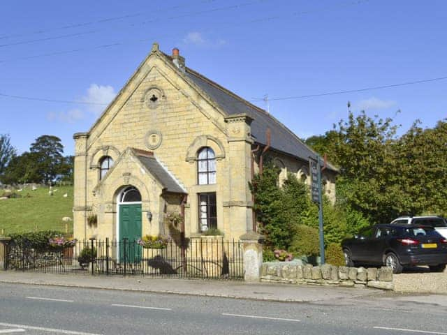 Sands Farm Cottages - Chapel Lodge, Wilton near Pickering