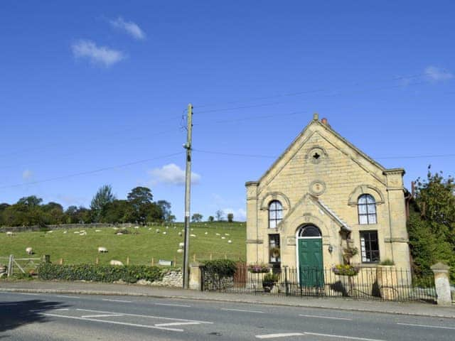 Sands Farm Cottages - Chapel Lodge, Wilton near Pickering