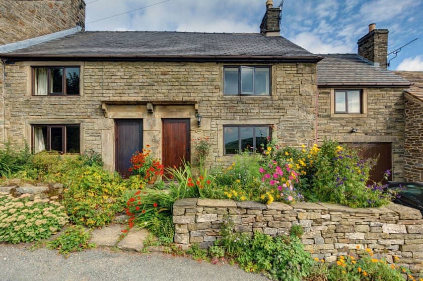 Daisy Bank Cottage In Sparrowpit Near Buxton Derbyshire Book