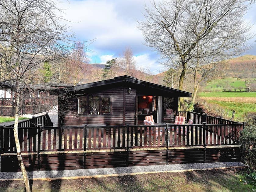Luxury pine log cabin in a fantastic setting | Derwent Lodge - Burnside Park - Burnside Park, Keswick
