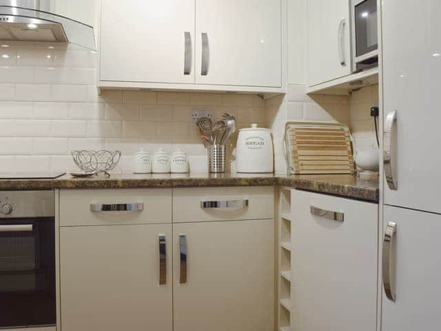 Kitchen | 18 Elm Court - Greta Grove Apartments, Keswick