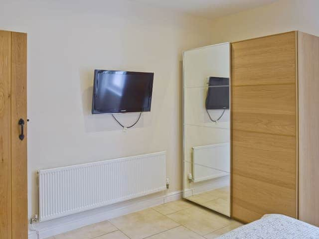 Dressing area of master bedroom | Falcon Crag, Keswick