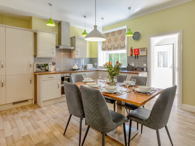 Well equipped kitchen/ dining room | James&rsquo;s Cottage, Keswick