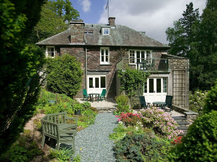 Huntingstile Lodge