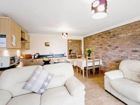 Open plan living/dining room/kitchen | Filey Holiday Cottages - Close Cottage, Filey