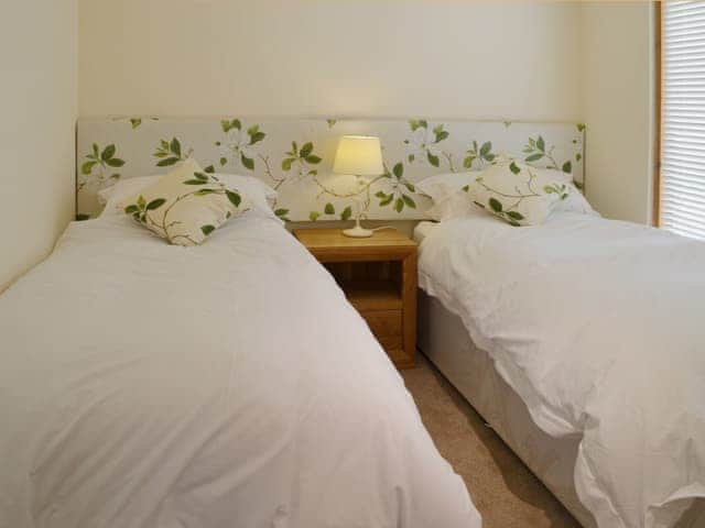 Pretty twin bedroom | Forest Cottage, Northwold