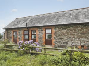 Exterior | Beech Lodge, Buckland Brewer