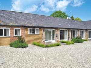 Exterior | Manor Farm Barns - Jumbo&rsquo;s Stable, Crimscote, nr. Newbold