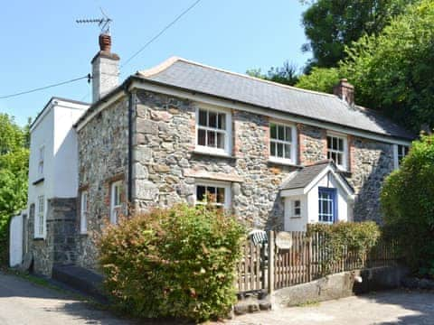 Exterior | East End Cottage, Porthallow 