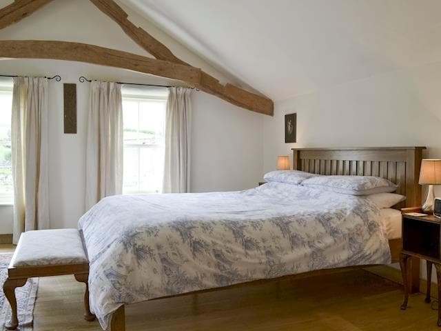 Relaxing double bedroom | Wordsworth Cottage, Sockbridge, near Ullswater