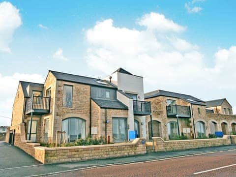 2 Seafield Apartment, Seahouses