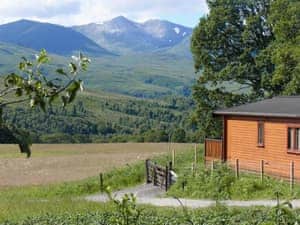 Exterior | Bothan a&rsquo; Bhile, Roybridge, nr. Fort William