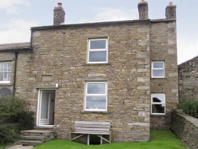 Traditional stone built cottage | Lilac Cottage, Sedbusk, near Hawes