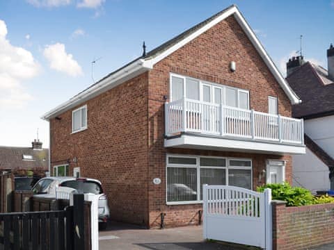 Comfortable and spacious detached holiday home | The Beach Hut, Bridlington