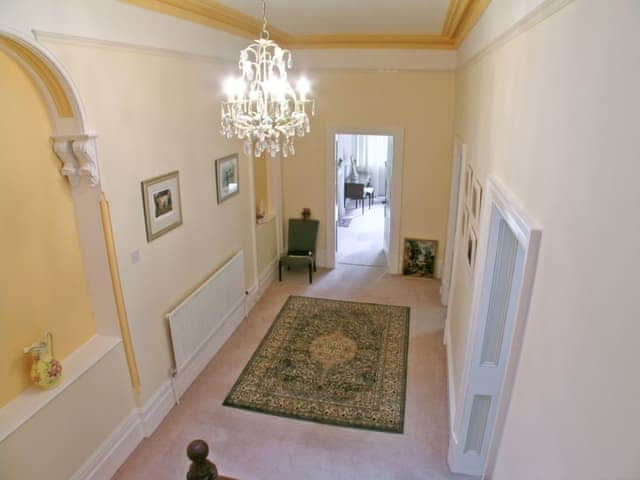 Hallway | Candlelight Cottage, Ventnor