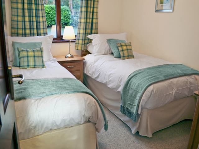 Twin bedroom | Kim’s Retreat, Bowness on Windermere