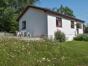 Delightful detached holiday home | Stonecot, Wootton Bridge, near Ryde