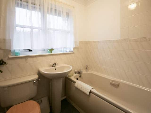 Bathroom | Maltings Cottage, Rothbury