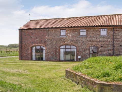 Skilfully converted holiday home | Robin - North Moor Farm Cottages, Flamborough