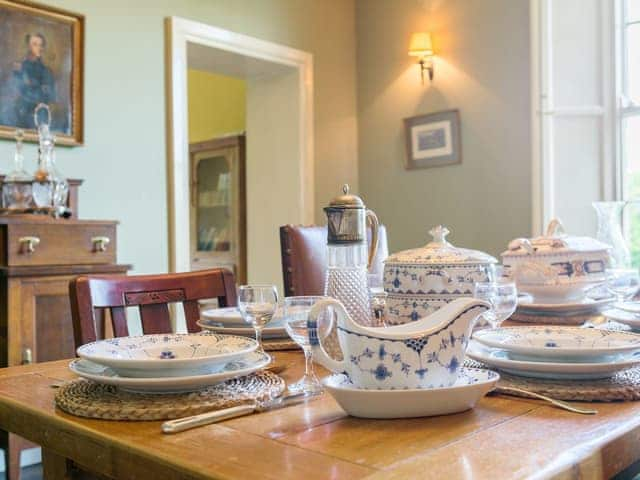 Elegant dining room | Tilney Hall, Kings Lynn