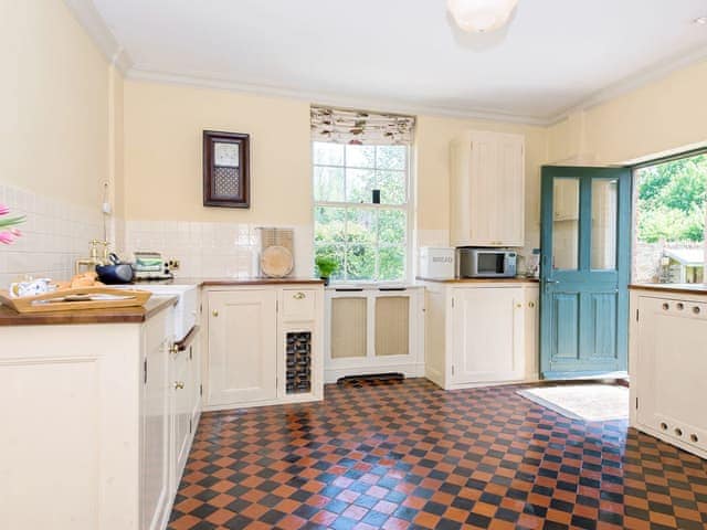 Large, spacious kitchen | Tilney Hall, Kings Lynn