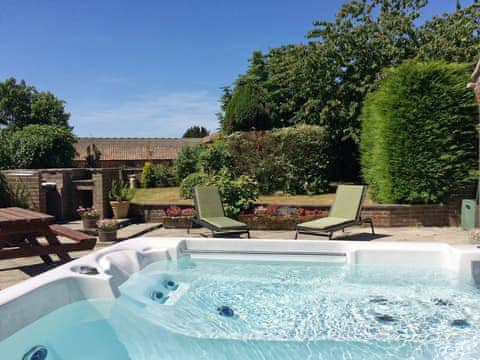 Inviting hot tub | Carr House, Cayton, Scarborough