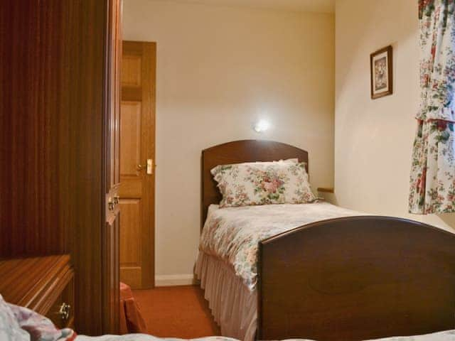 Twin bedroom | High Bridge House - Fell View, Kentmere, nr. Staveley