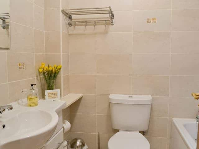 Bathroom | High Bridge House - Fell View, Kentmere, nr. Staveley