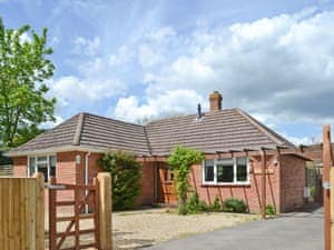 Exterior | Lawn Lodge, Brockenhurst, nr. Lyndhurst