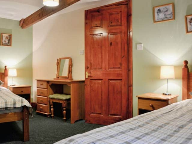 Twin bedroom | Triscombe Farm Country Cottages - Whortleberry Cottage, Wheddon Cross, Exmoor