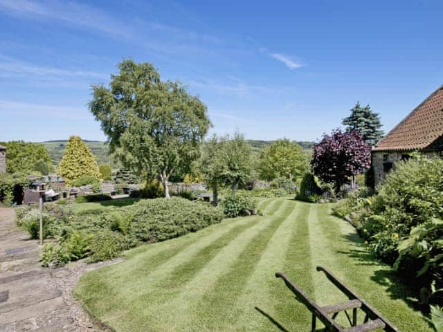 Garden and grounds | Limberview, Glaisdale