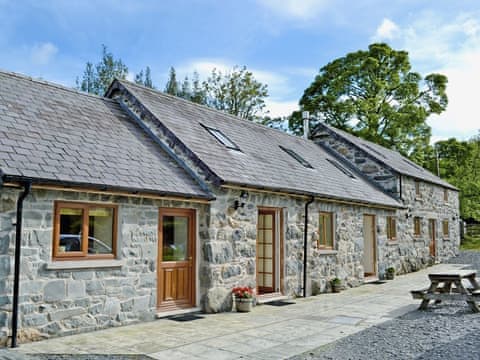 Exterior | Dol Afon, Llanuwchllyn, nr. Bala