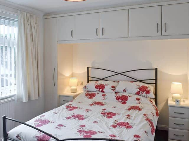 Comfortable double bedroom | Polperro, Keswick