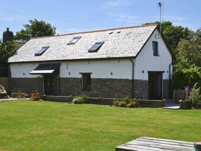 EDISTONE BARN