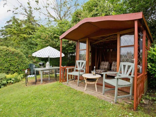 Sitting-out-area | Castle View, Richmond, Swaledale