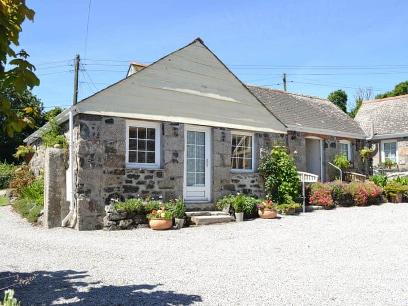 Skyber Cottage In Ruan Minor Near Helston Cornwall Book Online