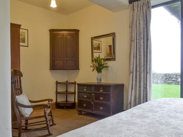 Dressing area within double bedroom | The Granary - High Thorn Farm Cottages, Selside near Kendal